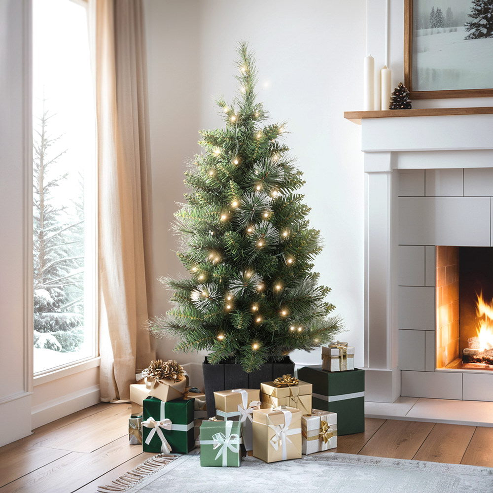 90cm Potted Christmas Tree