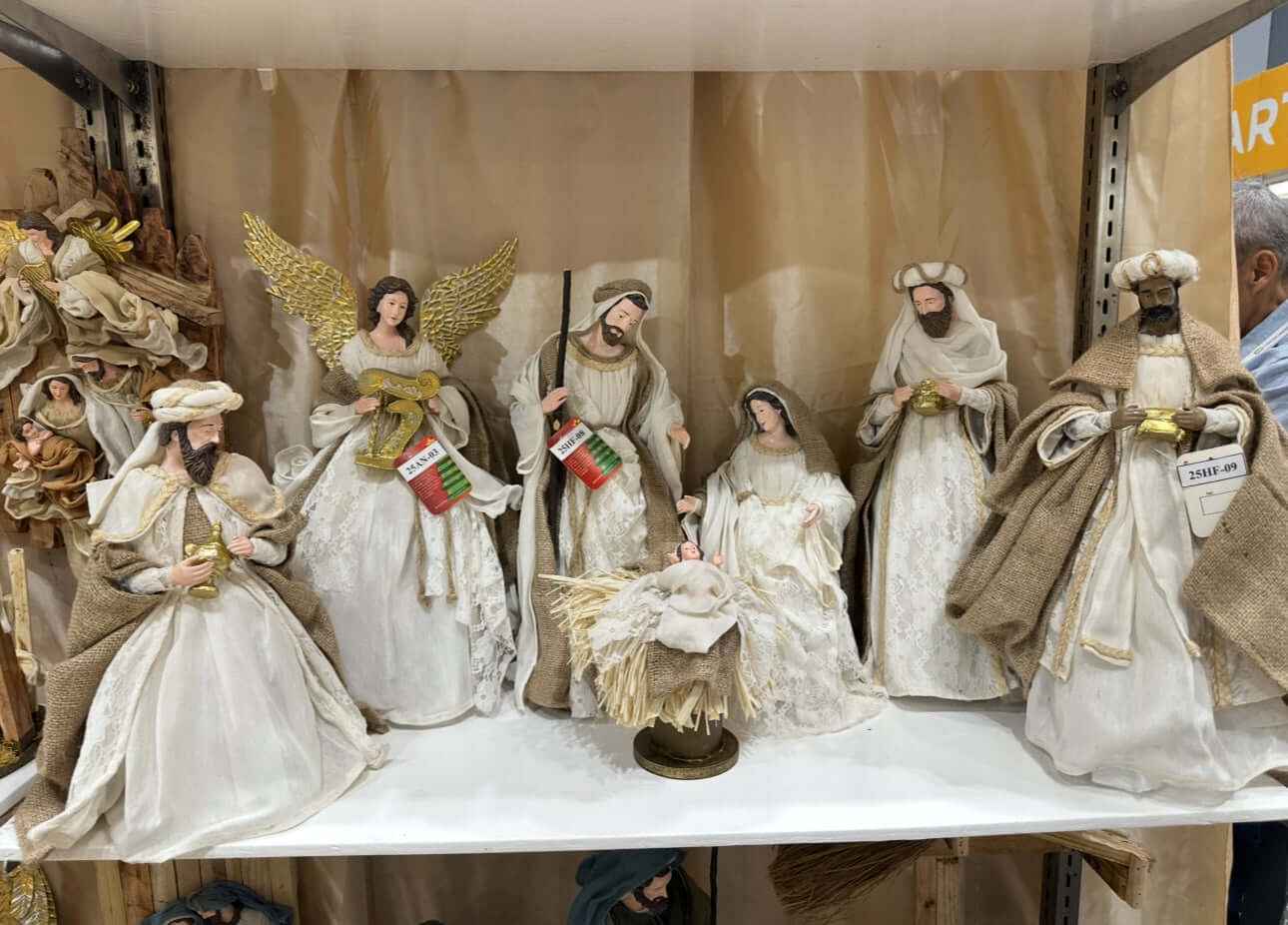 45cm Handmade Nativity Set with Angel & Three Wise Men – Beige & White