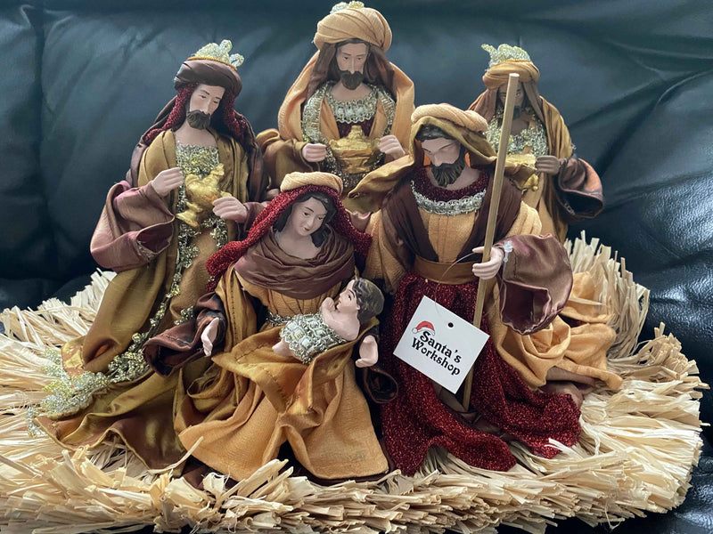 Handmade Nativity Set – 25cm