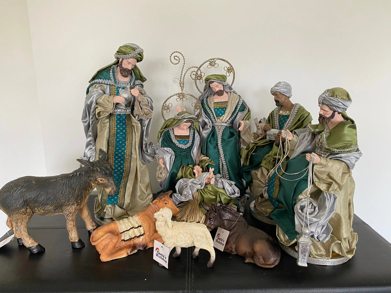 51cm Handmade Nativity Scene with Manger & Barn Animals