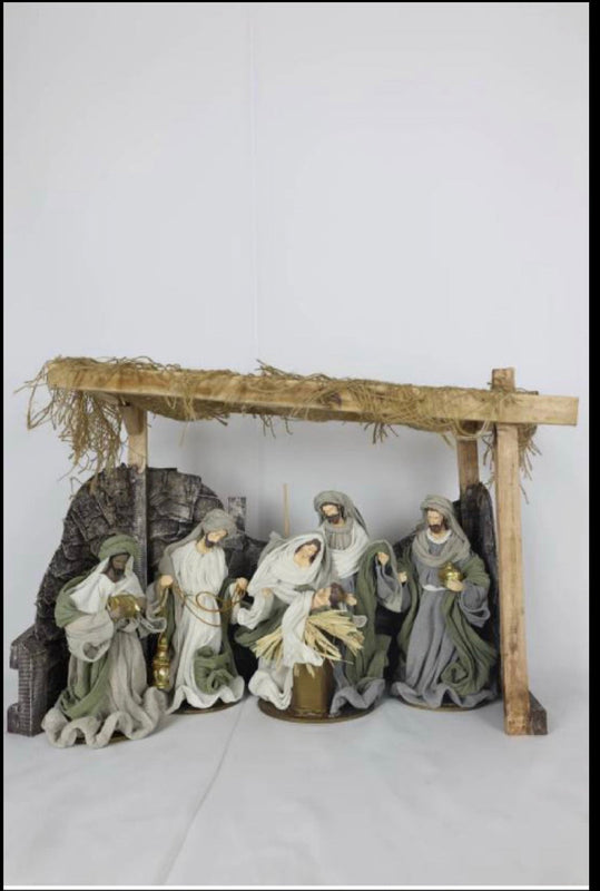 PRE-ORDER | 39cm Handmade Nativity Stable Set
