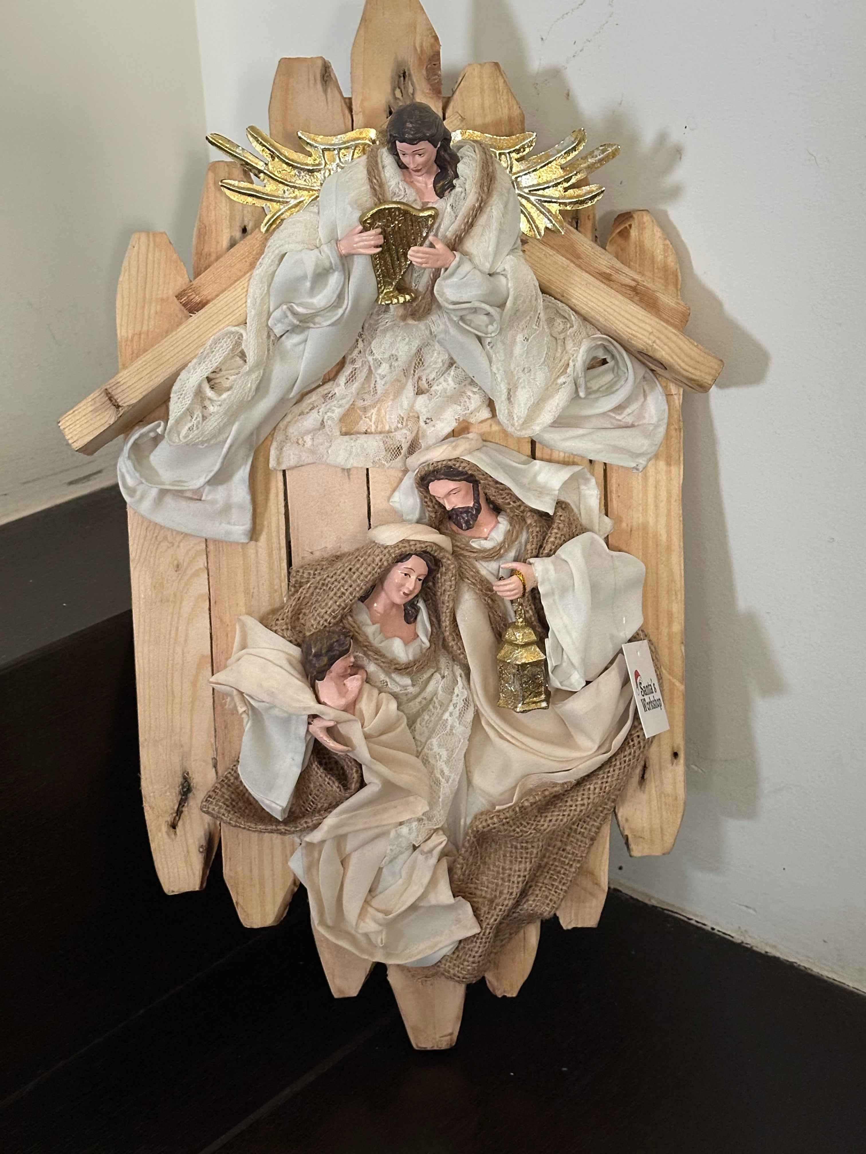 Christmas Nativity Wall Hanging Wreath