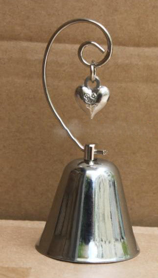 100-Pack Silver Wedding Kissing Bell Place Card Holders – Heart Ring Favour