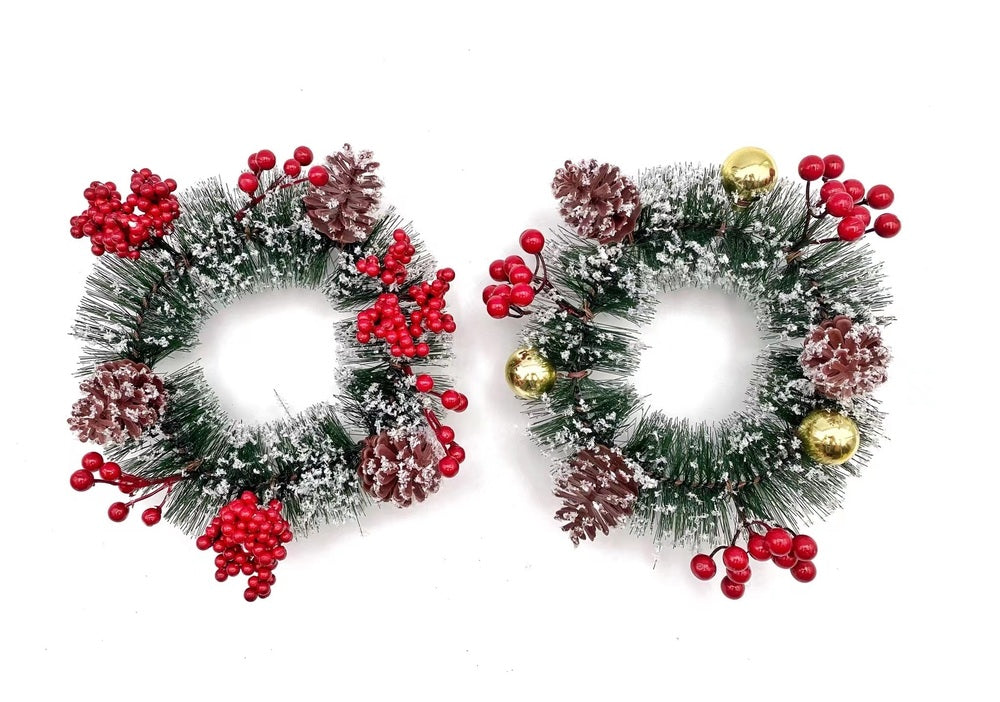 Bulk 24 Xmas Snowy Red Berry Wreath Assorted 15cm